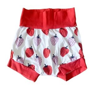 Strawberry Toddler Shorts sz 12-18m | small shop | VGUC